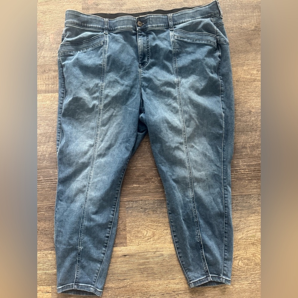 Torrid Bombshell Skinny crop Jeans‎ Super Soft Denim Stretch Women’s Plus 26